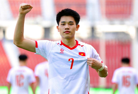 Đình Bắc bùng nổ tại SEA Games 33, được HLV Kim Sang Sik định hướng xuất ngoại